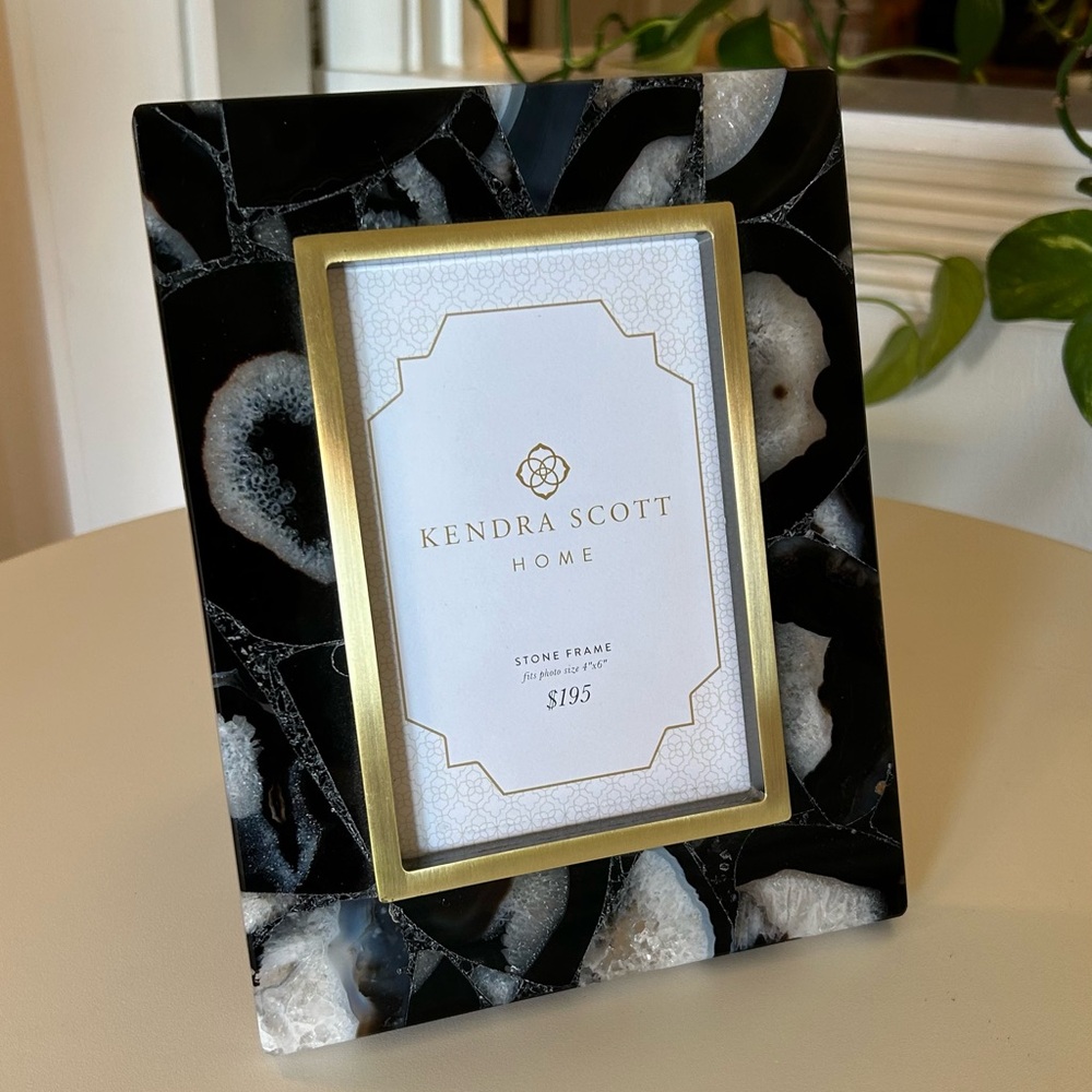 RARE & DISCONTINUED Kendra Scott Home 4x6 Stone Frame